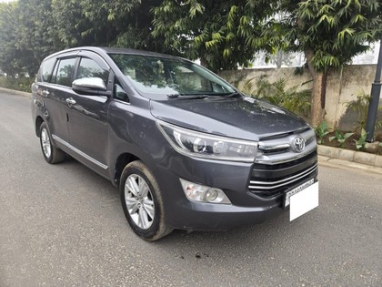 Second-hand 2016 Toyota Innova Crysta 2.8 ZX AT BSIV for sale in Ludhiana
