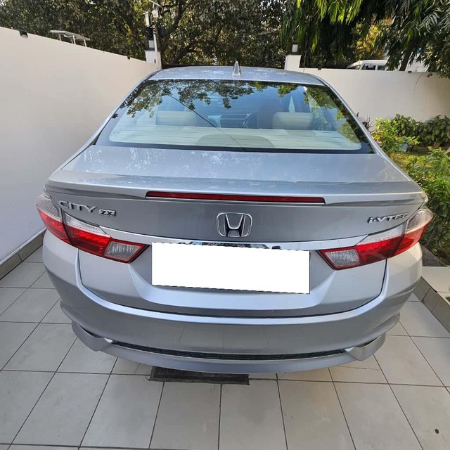 Honda City i-VTEC CVT ZX Second-hand 2017 Honda City i-VTEC CVT ZX for sale in Gurgaon-1