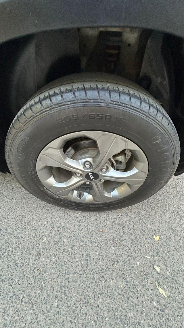 Second-hand 2022 Kia Seltos HTK Plus G for sale in New Delhi-18