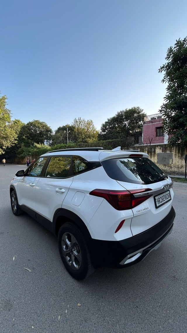 Second-hand 2022 Kia Seltos HTK Plus G for sale in New Delhi-6