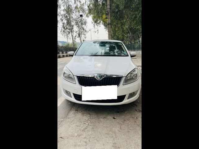 Skoda Rapid 1.6 MPI Active Second-hand 2012 Skoda Rapid 1.6 MPI Active for sale in New Delhi-0