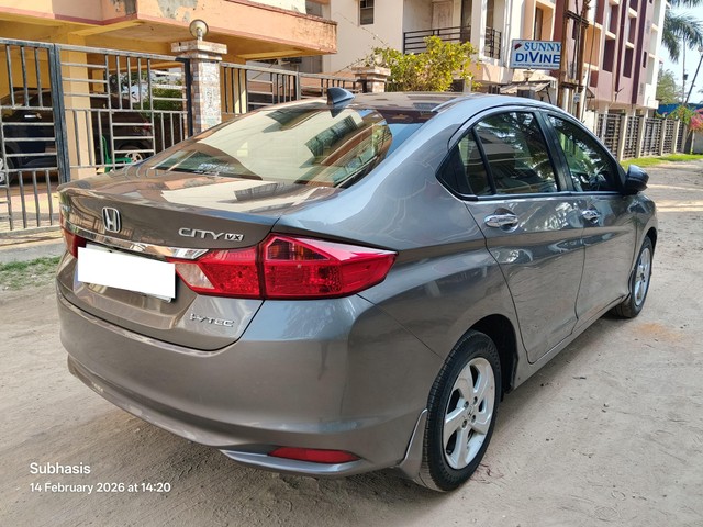 Honda City i VTEC CVT VX Second-hand 2016 Honda City i VTEC CVT VX for sale in Kolkata-8