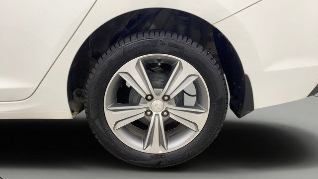 Second-hand 2018 Hyundai Verna VTVT 1.6 SX for sale in Chennai-29