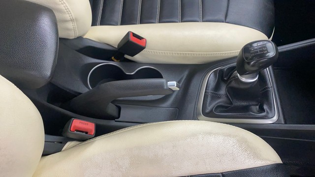 Second-hand 2018 Hyundai Verna VTVT 1.6 SX for sale in Chennai-23