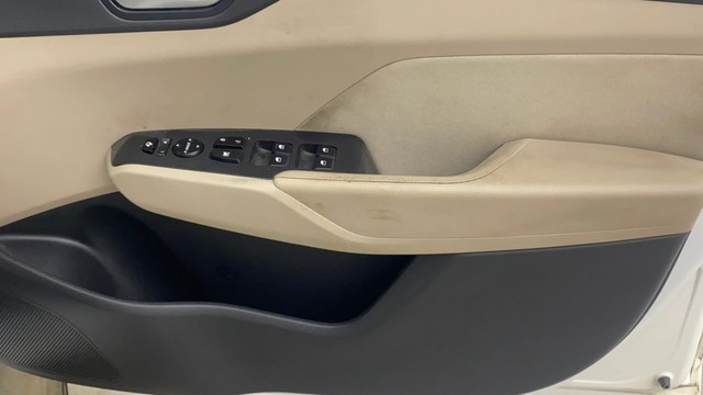 Second-hand 2018 Hyundai Verna VTVT 1.6 SX for sale in Chennai-1