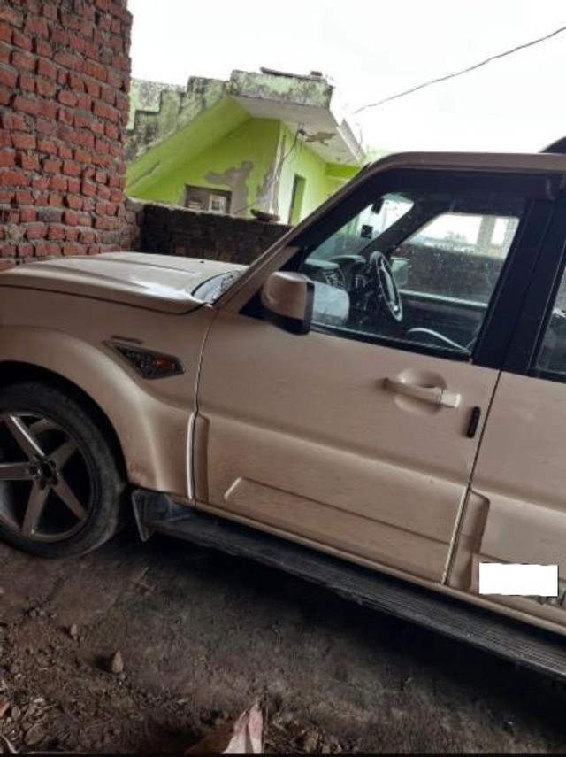 Second-hand 2015 Mahindra Scorpio 1.99 S10 for sale in Solan-2