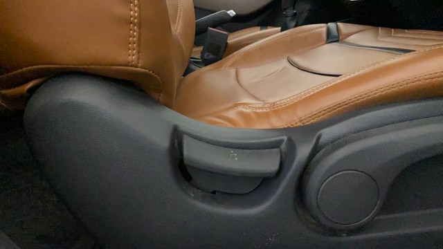 Second-hand 2016 Hyundai i20 Sportz 1.2 for sale in Noida-10