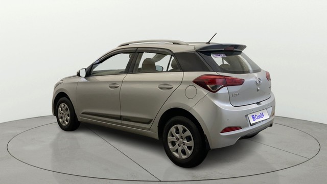Second-hand 2016 Hyundai i20 Sportz 1.2 for sale in Noida-15