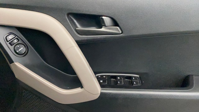 Second-hand 2016 Hyundai Creta 1.6 VTVT SX Plus for sale in Lucknow-11