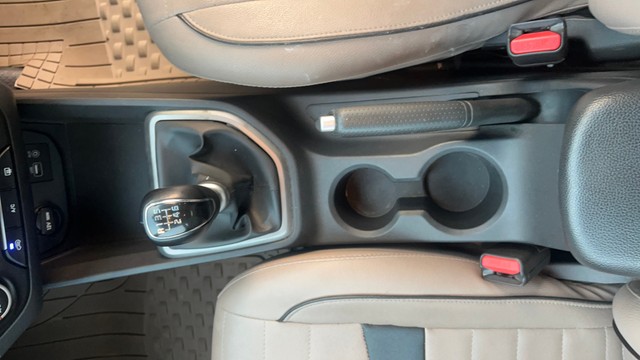 Second-hand 2015 Hyundai Creta 1.6 VTVT S for sale in Coimbatore-22