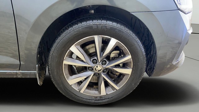 Second-hand 2022 Skoda Slavia 1.5 TSI Style BSVI for sale in Ahmedabad-27