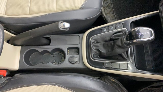 Second-hand 2022 Skoda Slavia 1.5 TSI Style BSVI for sale in Ahmedabad-23