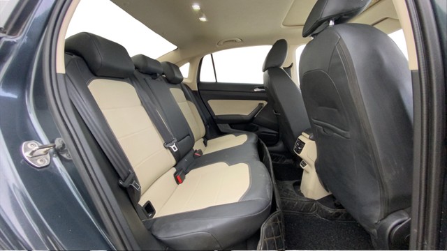 Second-hand 2022 Skoda Slavia 1.5 TSI Style BSVI for sale in Ahmedabad-10