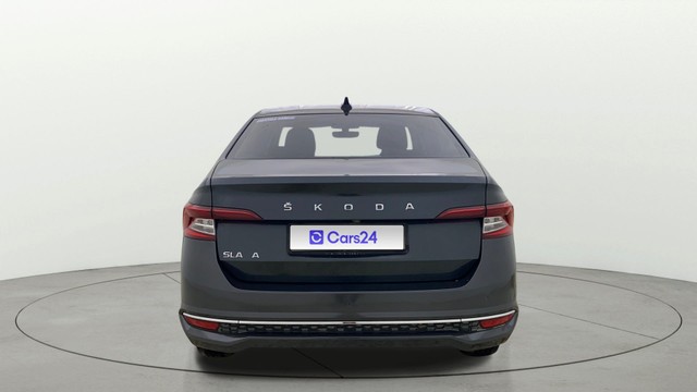 Second-hand 2022 Skoda Slavia 1.5 TSI Style BSVI for sale in Ahmedabad-15