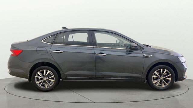 Second-hand 2022 Skoda Slavia 1.5 TSI Style BSVI for sale in Ahmedabad-13