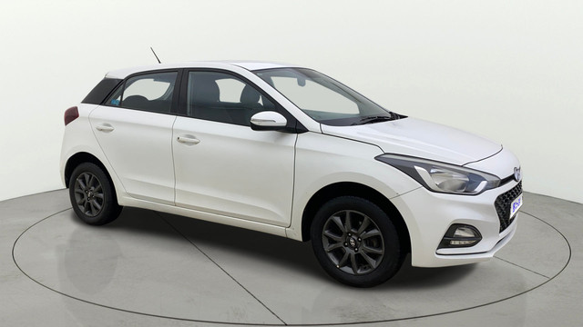 Second-hand 2018 Hyundai i20 1.2 Asta for sale in Ahmedabad-11