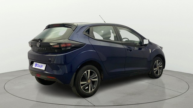 Second-hand 2022 Tata Altroz XZA DCT BSVI for sale in Kochi-2