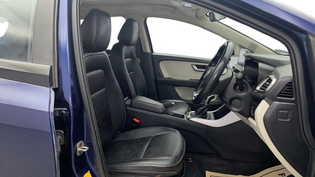 Second-hand 2022 Tata Altroz XZA DCT BSVI for sale in Kochi-15