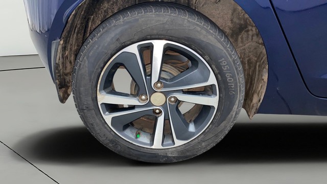 Second-hand 2022 Tata Altroz XZA DCT BSVI for sale in Kochi-25