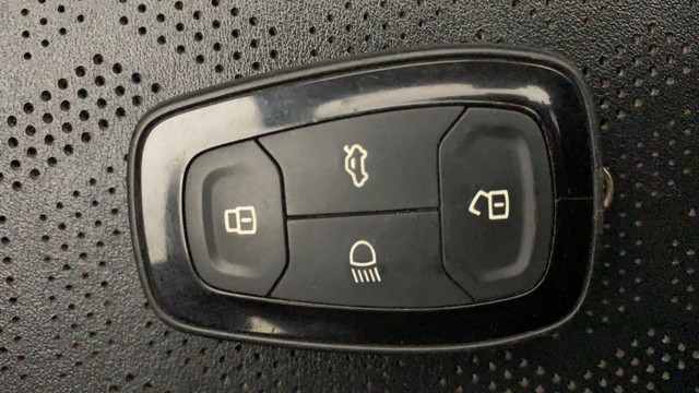 Second-hand 2022 Tata Altroz XZA DCT BSVI for sale in Kochi-21