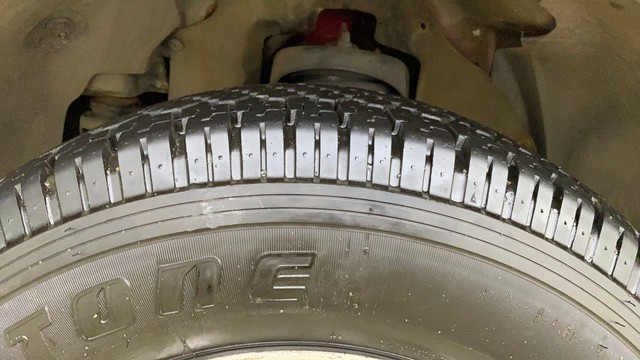 Second-hand 2016 Mahindra TUV 300 T8 for sale in Thane-5