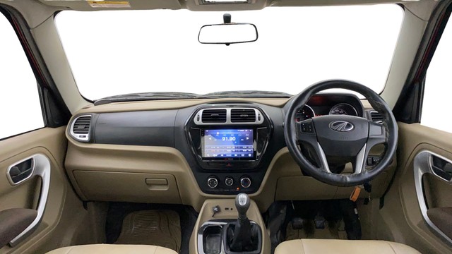 Second-hand 2016 Mahindra TUV 300 T8 for sale in Thane-21
