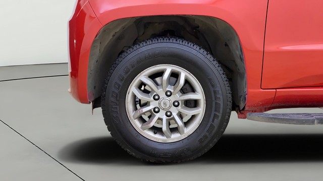 Second-hand 2016 Mahindra TUV 300 T8 for sale in Thane-29