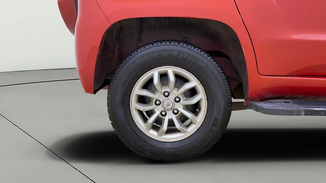 Second-hand 2016 Mahindra TUV 300 T8 for sale in Thane-27