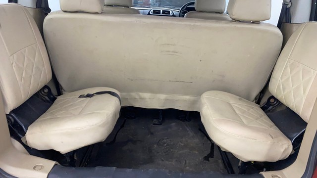 Second-hand 2016 Mahindra TUV 300 T8 for sale in Thane-20