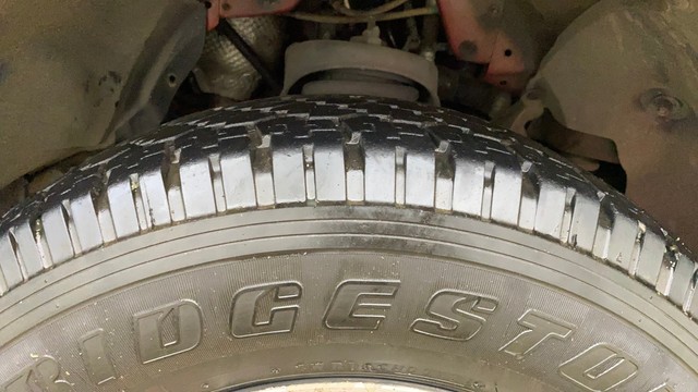 Second-hand 2016 Mahindra TUV 300 T8 for sale in Thane-10