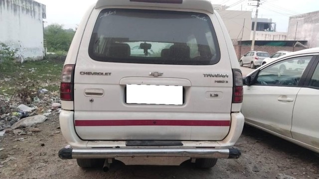 Second-hand 2016 Chevrolet Tavera LS 10 Str BS IV for sale in Baran-1