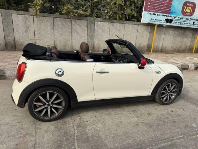 Second-hand 2017 Mini Cooper Convertible S for sale in New Delhi-9
