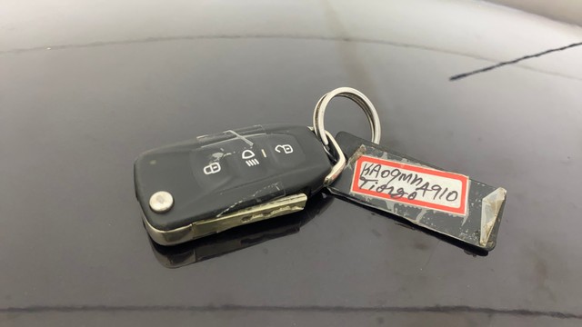 Second-hand 2022 Tata Tiago XZ Plus CNG BSVI for sale in Bangalore-6