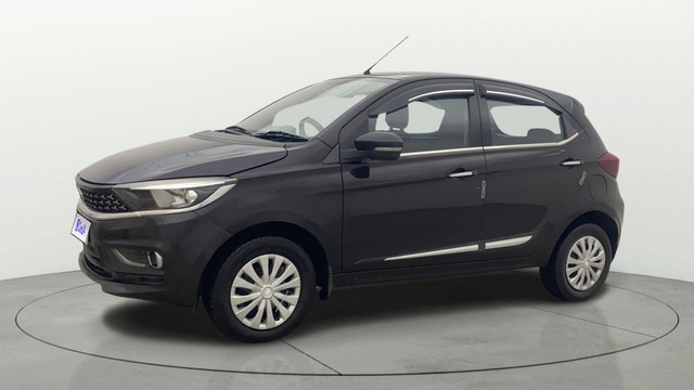 Second-hand 2022 Tata Tiago XZ Plus CNG BSVI for sale in Bangalore-17