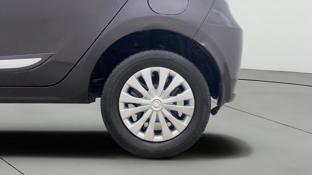 Second-hand 2022 Tata Tiago XZ Plus CNG BSVI for sale in Bangalore-28