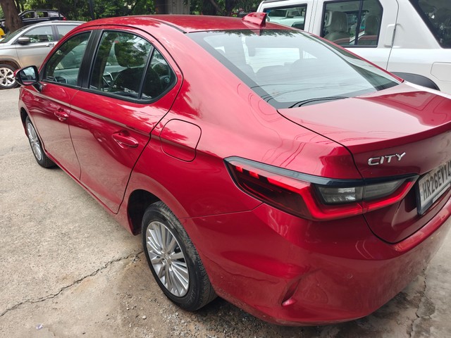 Honda City V MT Second-hand 2022 Honda City V MT for sale in New Delhi-8