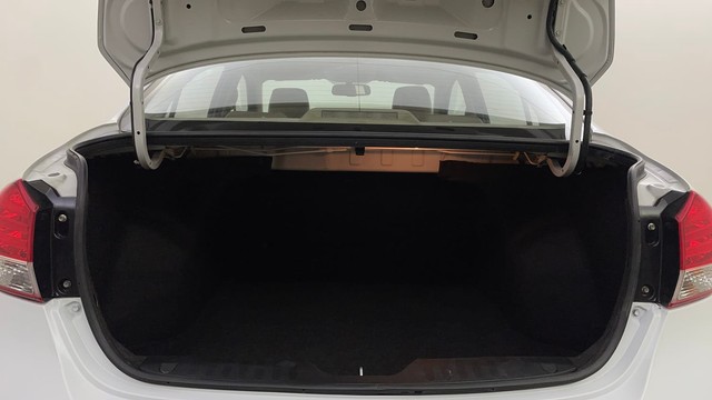 Second-hand 2015 Maruti Suzuki Ciaz ZXi for sale in Bangalore-9