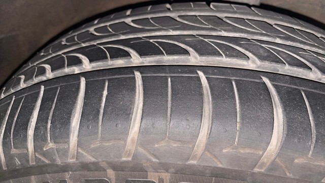 Second-hand 2015 Maruti Suzuki Ciaz ZXi for sale in Bangalore-23