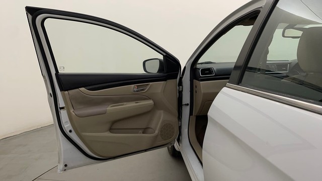 Second-hand 2015 Maruti Suzuki Ciaz ZXi for sale in Bangalore-28