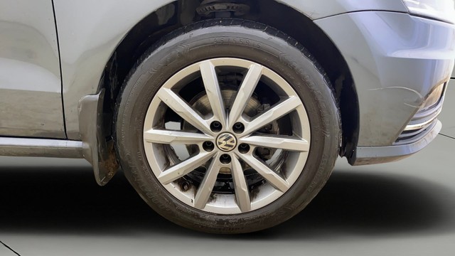 Second-hand 2018 Volkswagen Ameo 1.0 MPI Highline Plus for sale in Ahmedabad-26