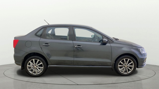 Second-hand 2018 Volkswagen Ameo 1.0 MPI Highline Plus for sale in Ahmedabad-12