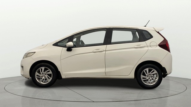 Second-hand 2015 Honda Jazz 1.5 VX i DTEC for sale in Lucknow-17