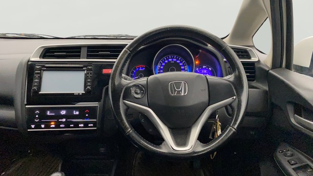 Second-hand 2015 Honda Jazz 1.5 VX i DTEC for sale in Lucknow-2