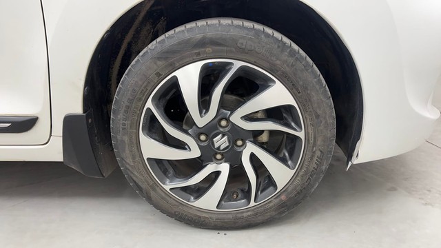 Second-hand 2021 Maruti Suzuki Baleno Zeta Diesel for sale in Pune-17