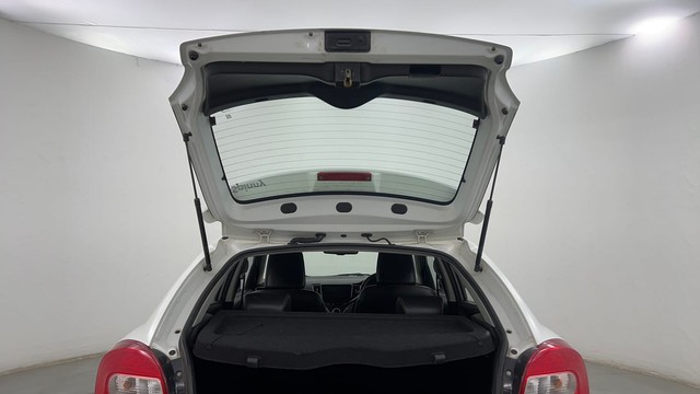 Second-hand 2021 Maruti Suzuki Baleno Zeta Diesel for sale in Pune-25