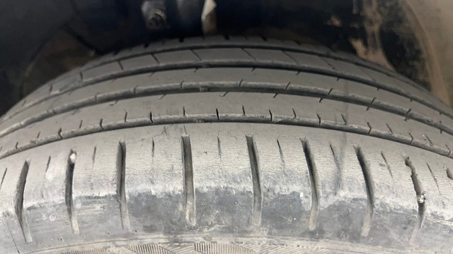 Second-hand 2021 Maruti Suzuki Baleno Zeta Diesel for sale in Pune-29