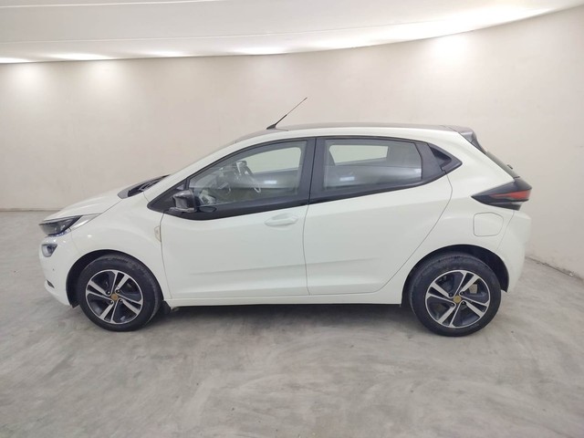 Second-hand 2022 Tata Altroz XZA Plus DCT for sale in Coimbatore-6
