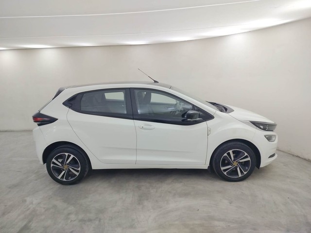 Second-hand 2022 Tata Altroz XZA Plus DCT for sale in Coimbatore-2
