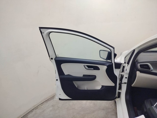 Second-hand 2022 Tata Altroz XZA Plus DCT for sale in Coimbatore-29