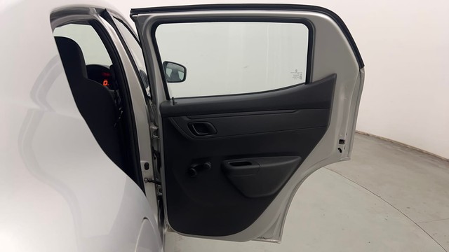 Second-hand 2016 Renault KWID RXT for sale in Chandigarh-25